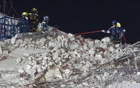 बँकॉकमध्ये इमारत कोसळलेल्या ठिकाणाहून कागदपत्रे चोरणाऱ्या चार चिनी नागरिकांना अटक