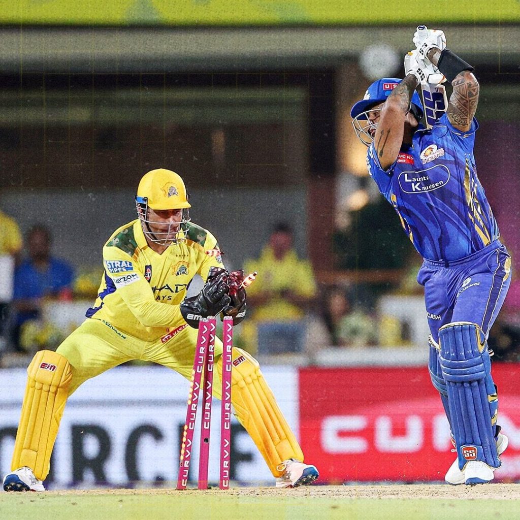 स्टंपिंगचा जादूगार धोनी!