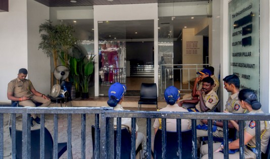 कुणाल कामराच्या वादग्रस्त कार्यक्रमानंतर हॅबिटॅट स्टुडिओवर कारवाईचा बडगा