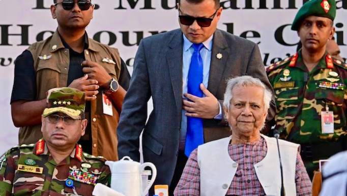 बांगलादेशात पुन्हा एकदा होणार सत्तापालट? लष्कराने बोलावली आपत्कालीन बैठक!