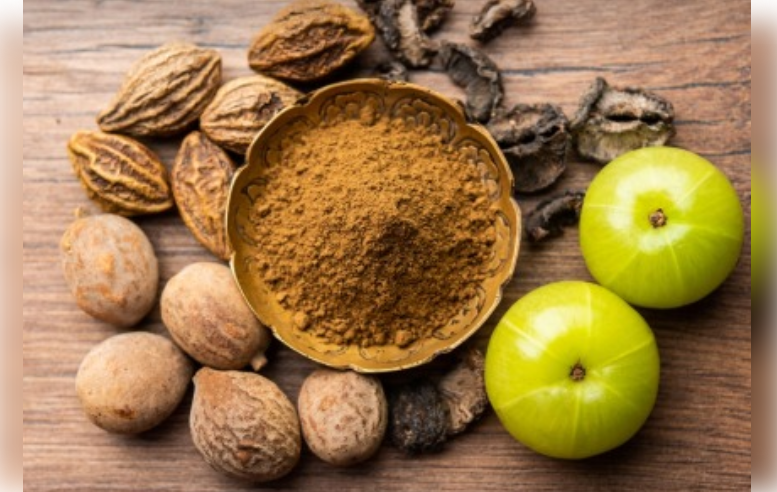 “आरोग्यासाठी वरदान आहे त्रिफळा, पचनशक्तीपासून रोगप्रतिकारक शक्तीपर्यंत लाभदायक”