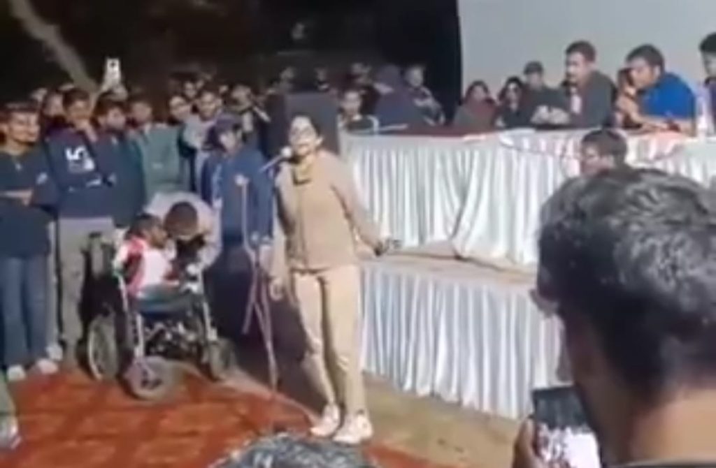 महाराष्ट्राच्या शांभवी थिटेने जेएनयूमध्ये दिला डाव्यांना खणखणीत इशारा, व्हीडिओ व्हायरल