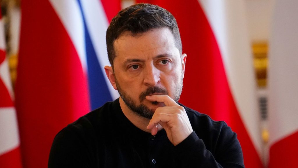 “इराणमध्ये खोमेनी शासन बदलायची गरज!”