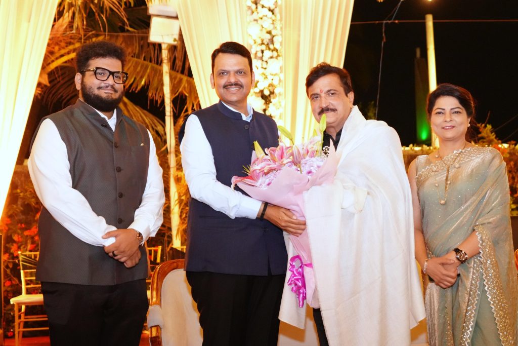 षष्ठ्यब्दीनिमित्त आमदार अतुल भातखळकरांचे मान्यवरांकडून अभिष्टचिंतन