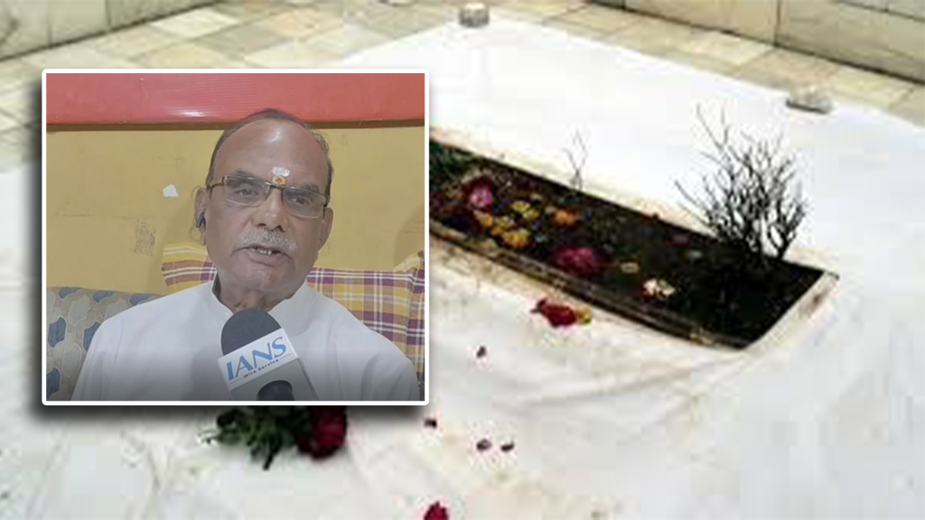 रामजन्मभूमी आंदोलनाला ८ वर्षे लागली, औरंग्याच्या कबरीसाठी पाहू किती वर्षे लागतात?