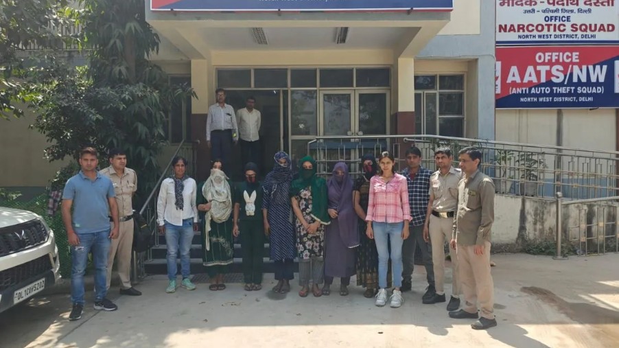 दिल्ली: ‘ट्रान्सजेंडर’ असल्याचे भासवत भिक मागणाऱ्या सहा घुसखोर बांगलादेशींना अटक!