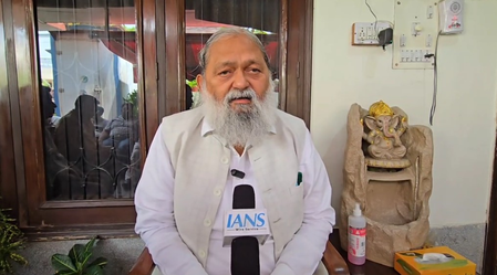 पाकिस्तानच्या नशिबात आता रडणे