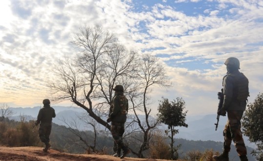 कुरापती पाककडून एलओसीवर शस्त्रसंधीचे उल्लंघन; भारताकडून सडेतोड उत्तर