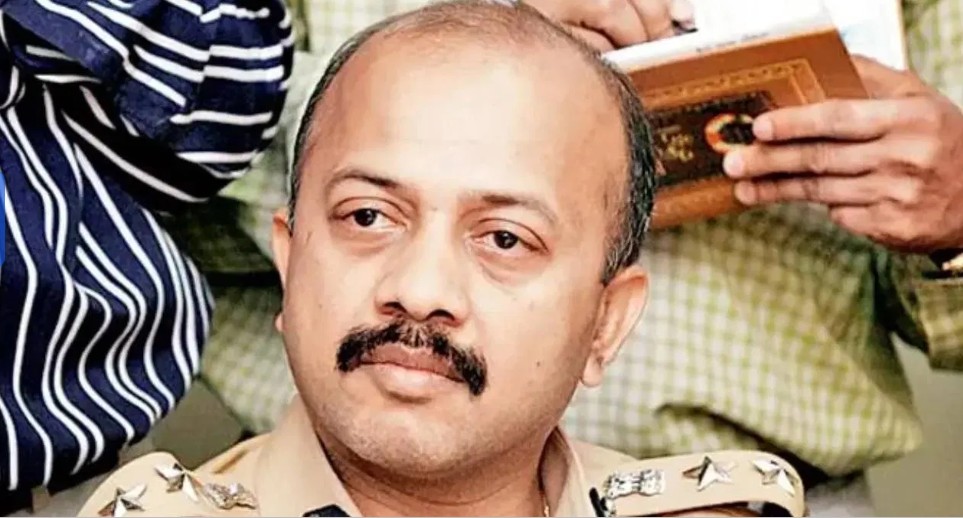 १९९४ च्या बॅचचे आयपीएस अधिकारी देवेन भारती यांची मुंबई पोलिस आयुक्तपदी नियुक्ती!