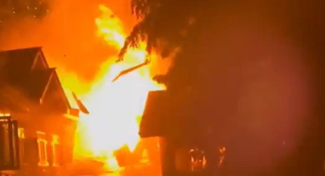 पहलगाम हल्ल्यातील दहशतवादी आसिफ शेखचे घर उडवले