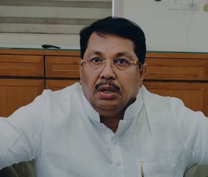 वडेट्टीवार यांची पलटी