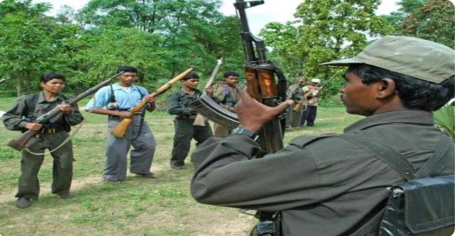 बिहारच्या स्पेशल टास्क फोर्सने  टिपला एक नक्षलवादी!