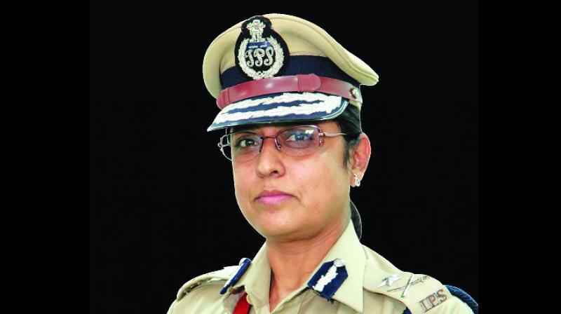 मुंबई पोलीस आयुक्तपदी ज्येष्ठ आयपीएस अधिकारी अर्चना त्यागी?