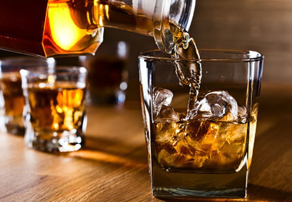 अमृतसरमध्ये विषारी दारू पिऊन १४ जणांचा मृत्यू; दारू पुरवठा करणाऱ्यासह चौघांना अटक