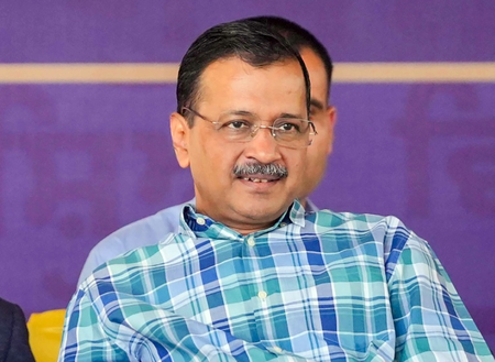 केजरीवाल विरोधातील एका प्रकरणात कोर्टाने माहिती मागवली