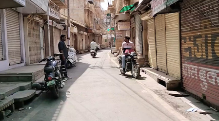 जैसलमेर आणि बाडमेरमध्ये लॉकडाऊनसारखी परिस्थिती