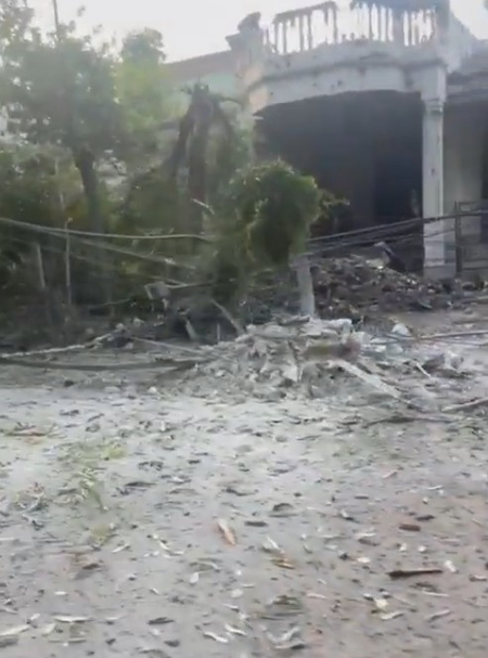 पाकिस्तानी हल्ल्यात जम्मूच्या शंभू मंदिराचे नुकसान