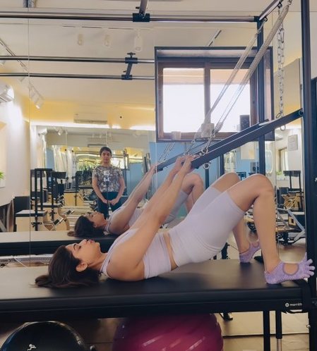 शमिता शेट्टीने वर्कआउट करतानाचा व्हिडिओ केला शेअर