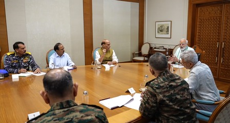 डीजीएमओच्या चर्चेपूर्वी पंतप्रधान मोदींची उच्चस्तरीय बैठक