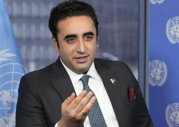 “पाकिस्तानचे दहशतवाद्यांशी संबंध…” पाकच्या संरक्षण मंत्र्यांनंतर माजी परराष्ट्र मंत्र्यांकडूनही कबुली