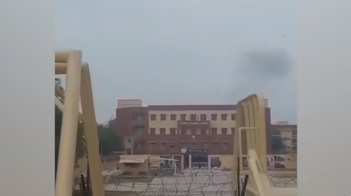 ‘ऑपरेशन सिंदूर’: शहर सोडा किंवा सुरक्षित ठिकाणी जा!