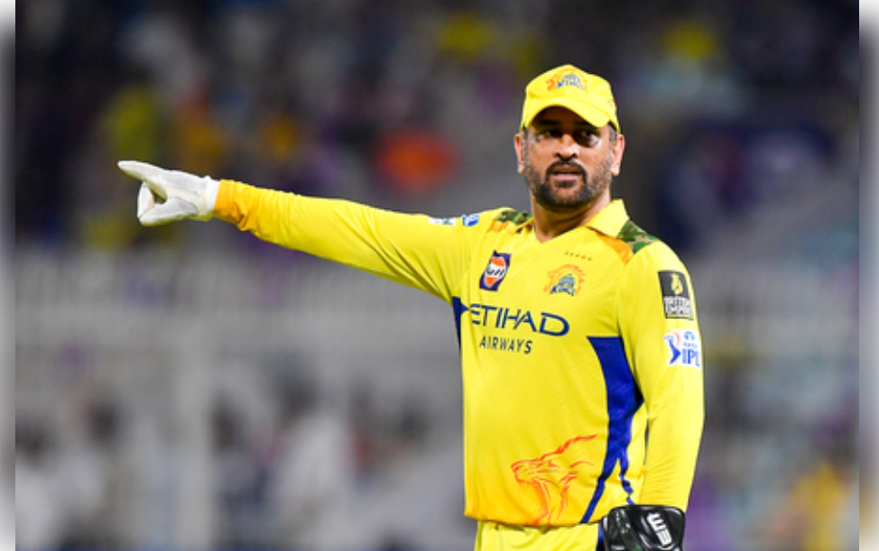 मैदानावरचा सिंह आता स्वतःशी झुंजतोय…