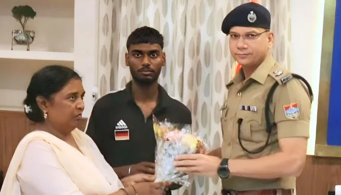 सिंधू जल करार स्थगित; दुबईतील हिंदू तरुणाला पाकिस्तानी सहकाऱ्यांनी पाण्याच्या थेंबासाठी तडफडवले