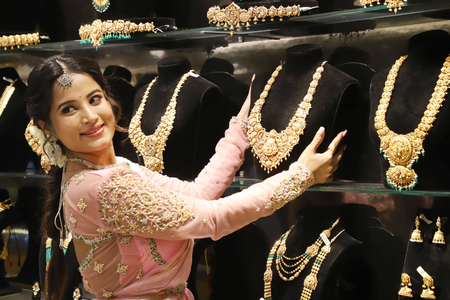 सोन्याचा दर वाढला; ९७ हजारावर पोहोचले