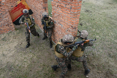 भारत-मंगोलिया सैन्यदलांचा दहशतवादविरोधी लष्करी सराव