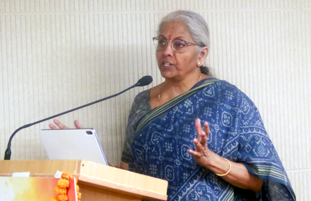 “विश्वासाधारित शासना”मुळे अर्थव्यवस्था शिखर गाठू शकते