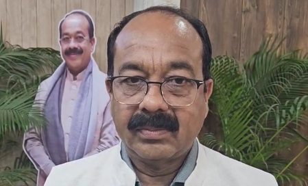 काँग्रेसने ७५ वर्षांत फक्त बडबडच केली