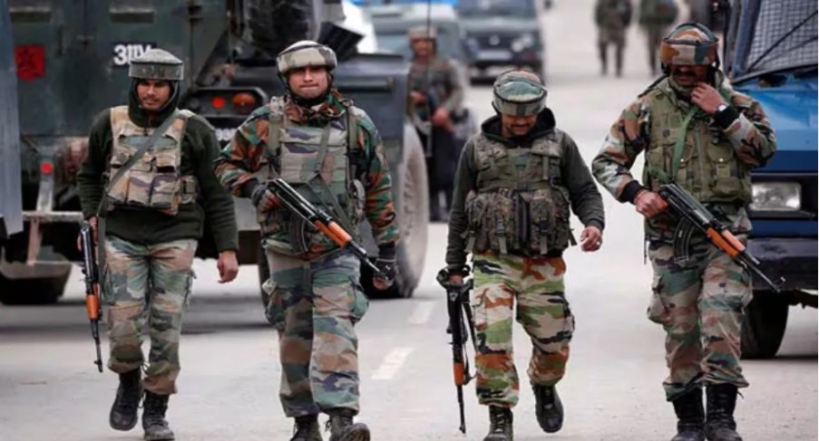 कठुआमध्ये संशयास्पद हालचाली!