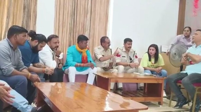 जिममध्ये मुस्लीम येता कामा नये, बस्स…!