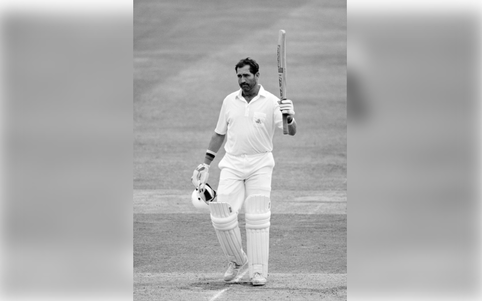 फक्त दोन फलंदाज – ज्यांनी भारत-इंग्लंड कसोटीत ठोकलं ‘तिहेरी शतक’!