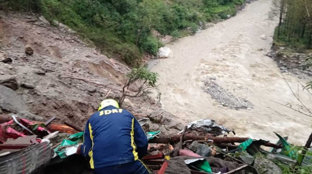 उत्तराखंड: यमुनोत्री महामार्गावर ढगफूटी, ८ ते ९ कामगार बेपत्ता