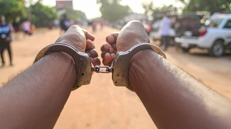 राज्यात घातापाताचा कट- साकीब नाचनच्या २२ कट्टर समर्थकांच्या निवासस्थानावर एटीएसची छापेमारी!