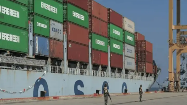 जेएनपीटी बंदरावर पाकिस्तानी वस्तूंनी भरलेले ३९ कंटेनर जप्त!
