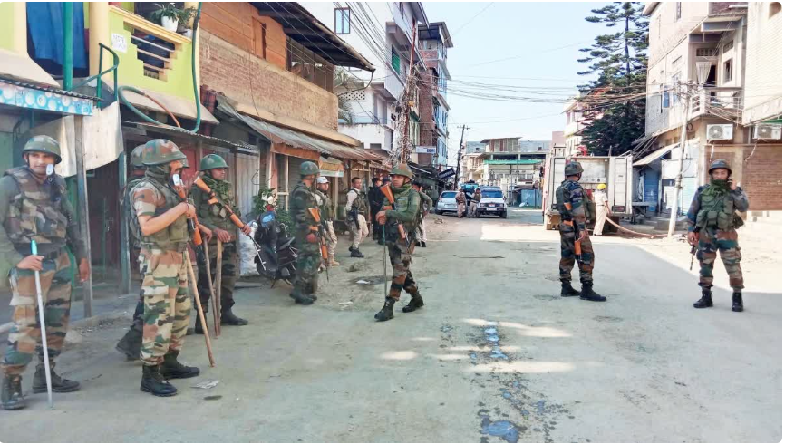 मणिपूर: बंदूकधार्‍यांनी कारमधील चार जणांवर गोळ्या झाडल्या!