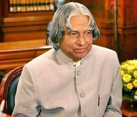 पंतप्रधान मोदी, गृहमंत्री शाह यांसह अनेक नेत्यांकडून भारतरत्न कलाम यांना श्रद्धांजली