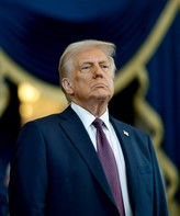 अमेरिकेने का थांबवली युक्रेनची लष्करी मदत