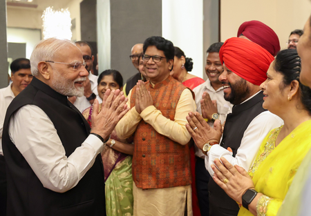 लोकशाहीवर भारताचा अटूट विश्वास