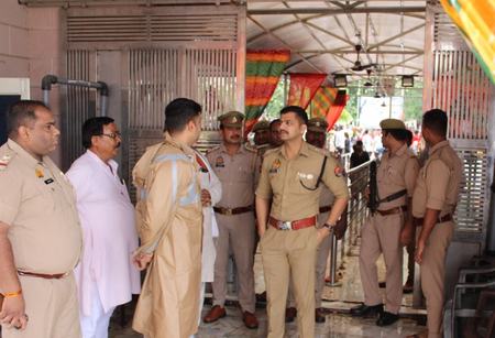 नानकेश्वर महादेव मंदिरात श्रावण शिवरात्रीला १.२५ लाख भाविकांनी केला जलाभिषेक