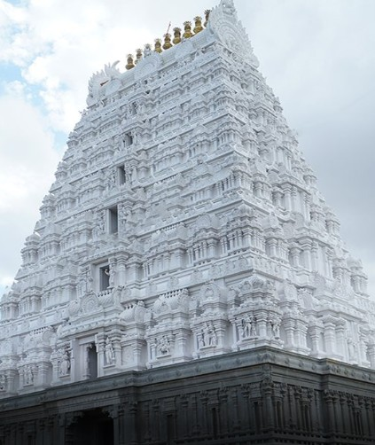 वायूरूपात विराजमान शिवलिंगाला पूजारीही करत नाहीत स्पर्श