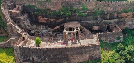 चित्तौडगडपासून कालिंजरपर्यंत – देशातील अद्भुत किल्ल्यांबद्दल काय म्हणाले पंतप्रधान ?