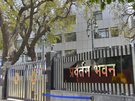 धर्मांतराच्या मास्टरमाइंड छांगूर बाबाचा पाय खोलात