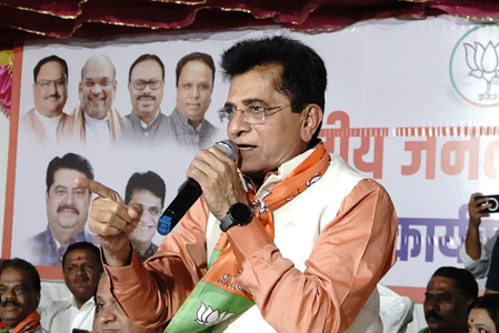 सोनिया गांधी आणि राहुल यांनी हिंदूंनी माफी मागावी