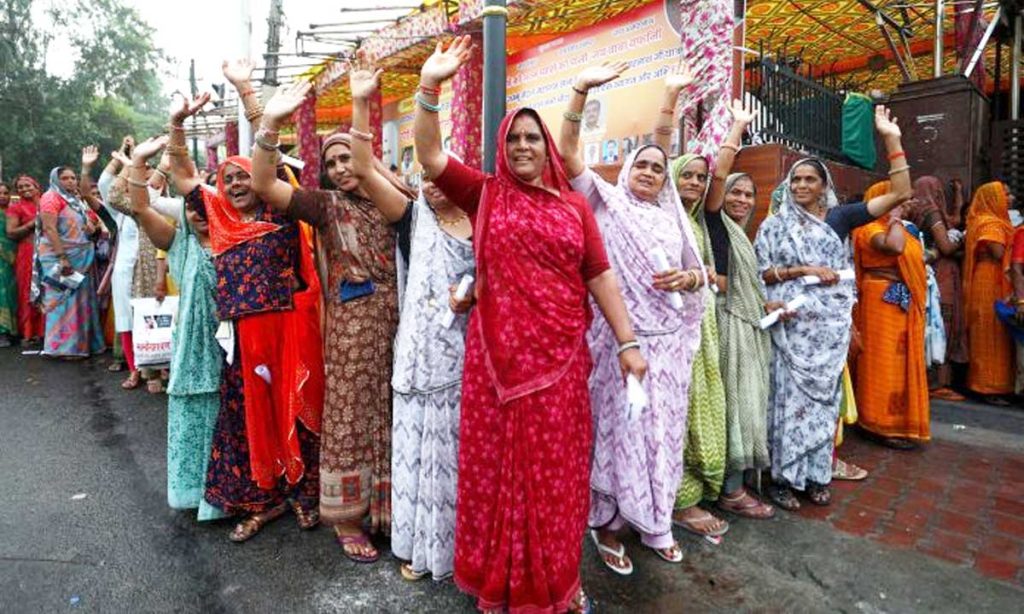 ७५७९ अमरनाथ यात्रेकरूंचा जथ्था रवाना
