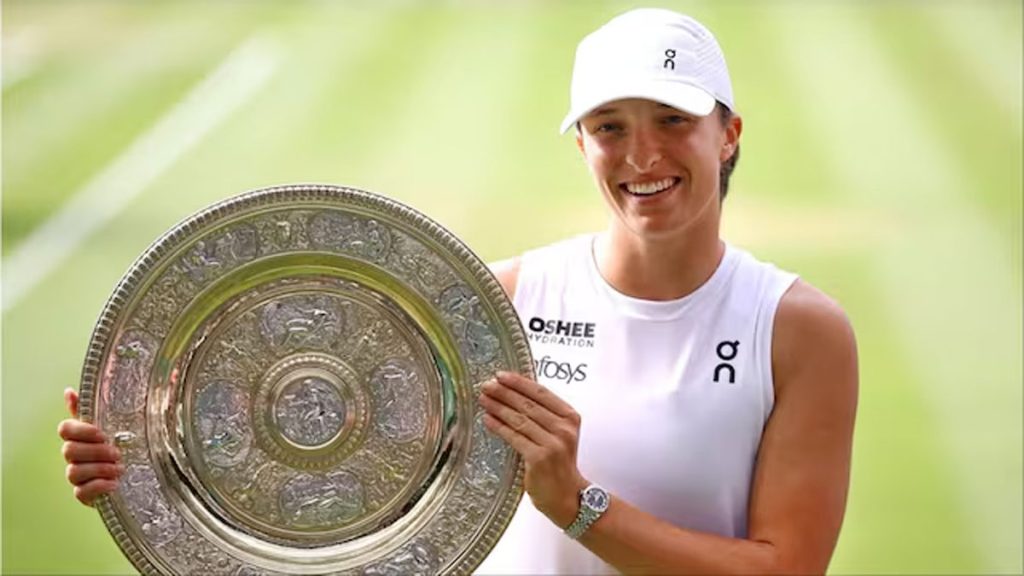 विम्बल्डन २०२५: पोलंडच्या इगा स्विएटेकने इतिहास रचला, पहिल्यांदाच महिला एकेरीचे विजेतेपद जिंकले