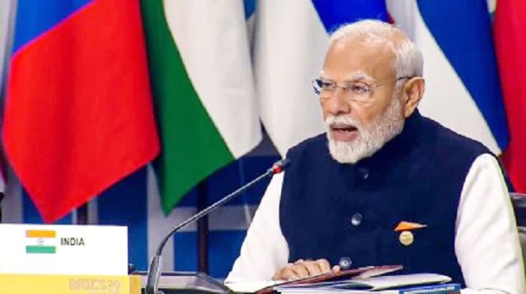 ब्रिक्समध्ये पंतप्रधान मोदींचा स्पष्ट संदेश: जुने विचार नवीन आव्हाने सोडवू शकणार नाहीत, जागतिक संस्थांमध्ये सुधारणा महत्त्वाचे
