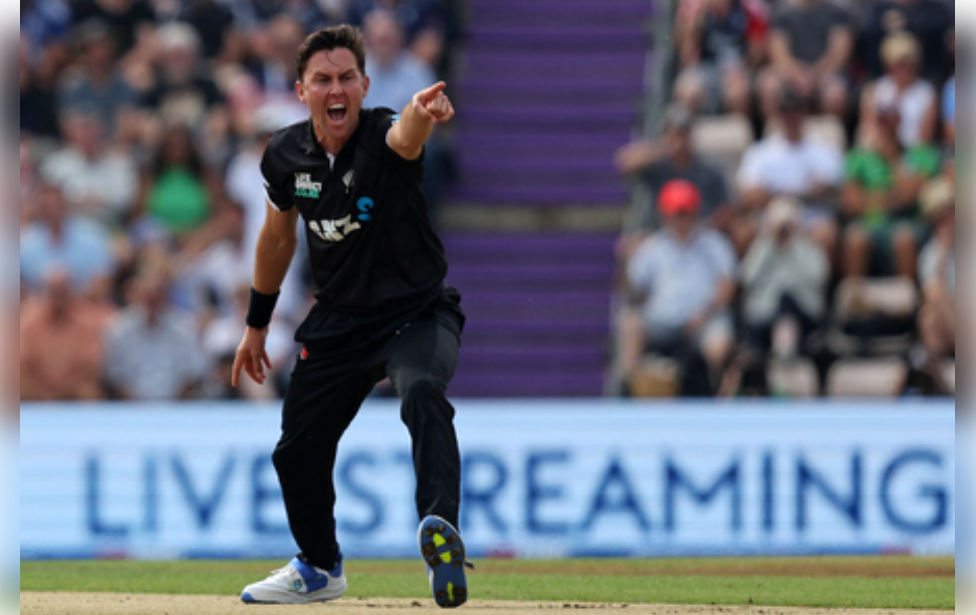 “स्विंगचा सम्राट ट्रेंट बोल्ट – वर्ल्ड कपमध्ये इतिहास घडवणारा न्यूझीलंडचा वेगवान वादळ!”